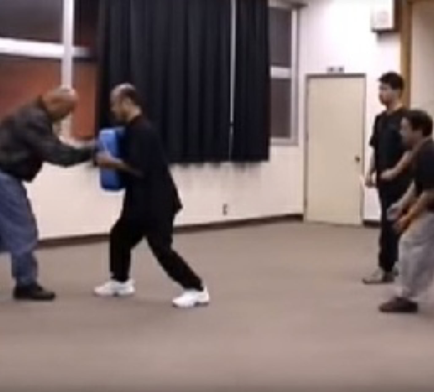 Isato Kubo shows Taikiken punching practice with resistance.